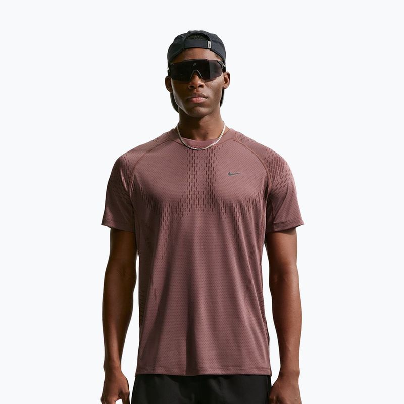 Koszulka do biegania męska Nike Stride Dri-Fit ADV tattoo/burgundy crush
