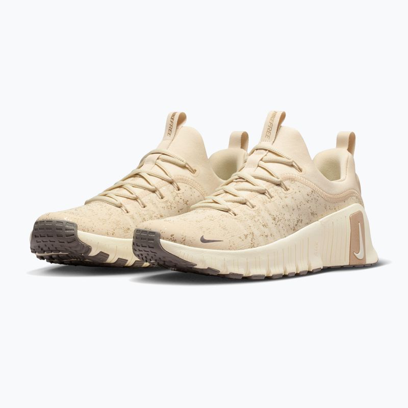 Buty treningowe damskie Nike Flex Train SE light khaki/coconut milk/cave stone 3