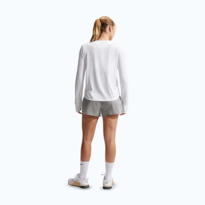Spodenki damskie Nike One Dri-Fit 3" smoke grey/heather/white 3