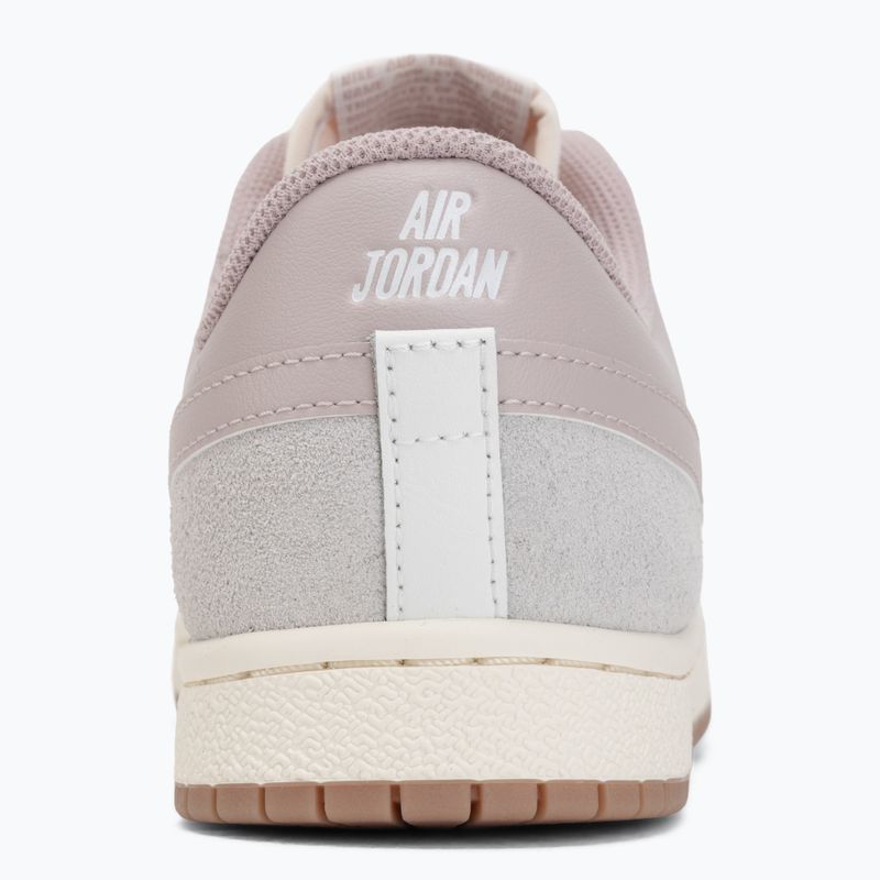 Buty damskie Air Jordan Skyline Low summit white/neutral grey/particle rose 6