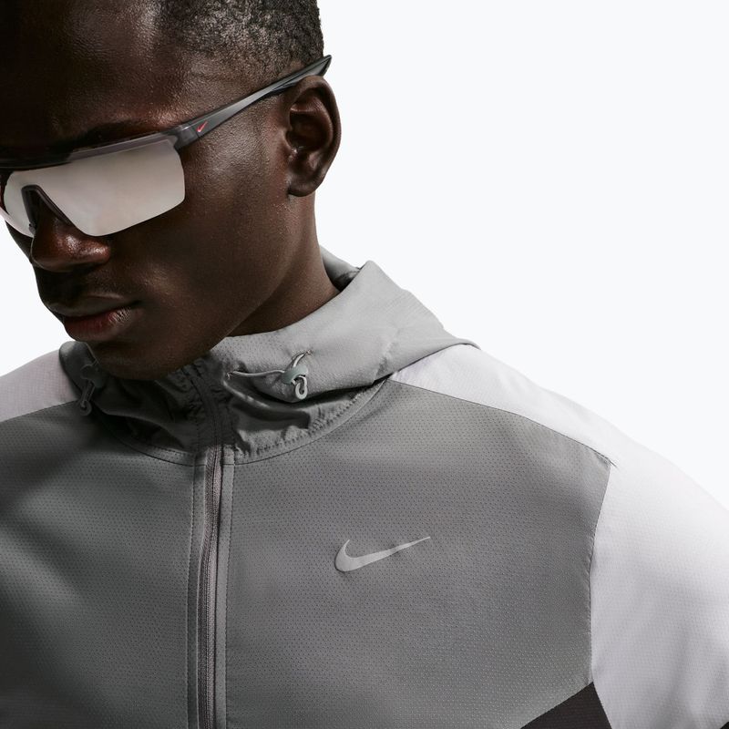 Kurtka do biegania męska Nike Impossibly Light Windrunner smoke grey/wolf grey/black 6