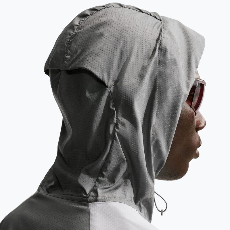 Kurtka do biegania męska Nike Impossibly Light Windrunner smoke grey/wolf grey/black 7