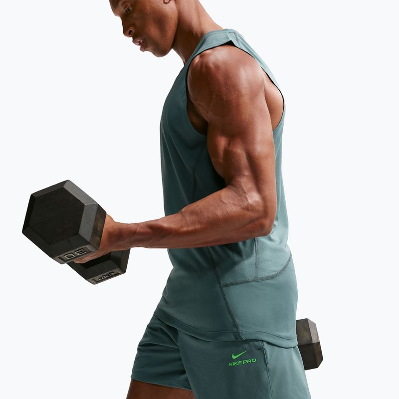 Spodenki męskie Nike Pro Training Dri-Fit 6" mineral slate/green strike 5