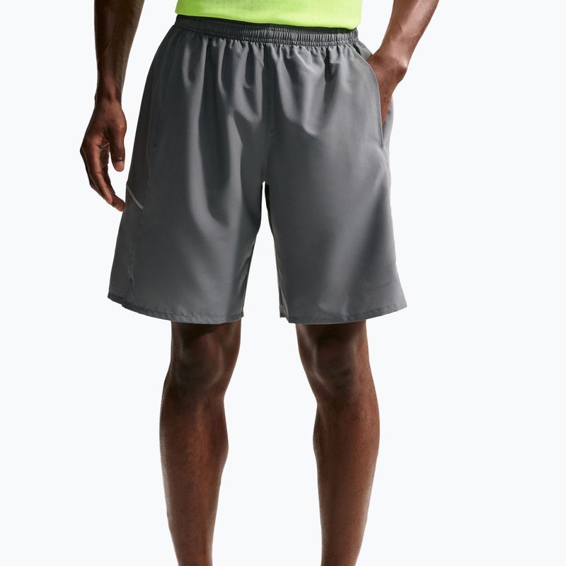Spodenki do biegania męskie Nike Miler Dri-Fit 9" smoke grey/smoke grey 5
