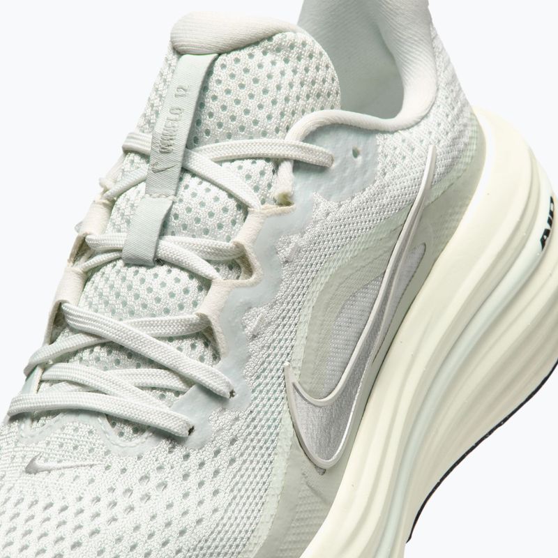 Buty do biegania damskie Nike Winflo 12 off white/barely green/metallic silver 10