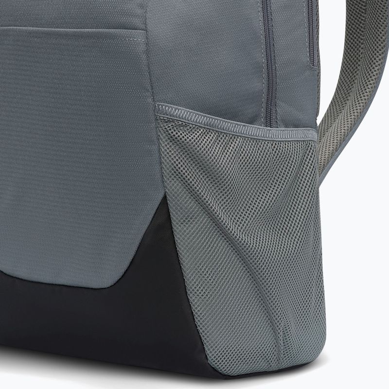 Plecak Nike Brasilia 24 l smoke grey/black/white 8