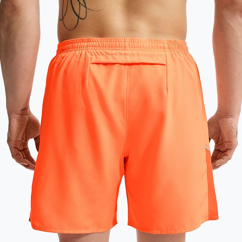 Spodenki do biegania męskie Nike Miler Dri-Fit 2in1 7" total orange 6