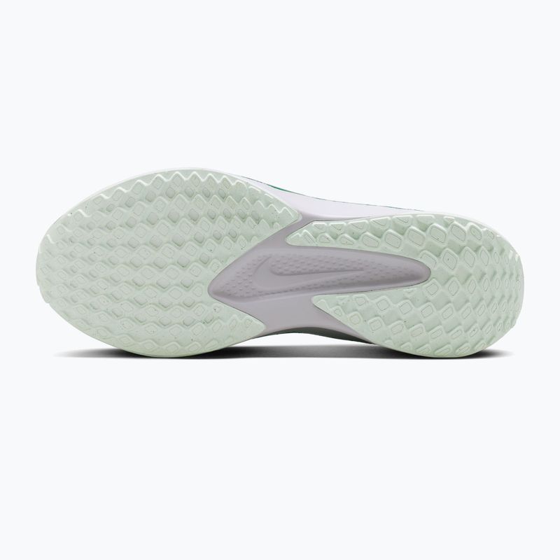 Buty do biegania damskie Nike Quest 6 barely green/white/metallic silver 9