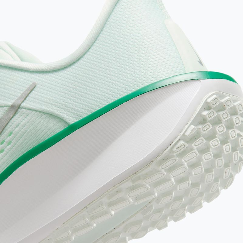 Buty do biegania damskie Nike Quest 6 barely green/white/metallic silver 11