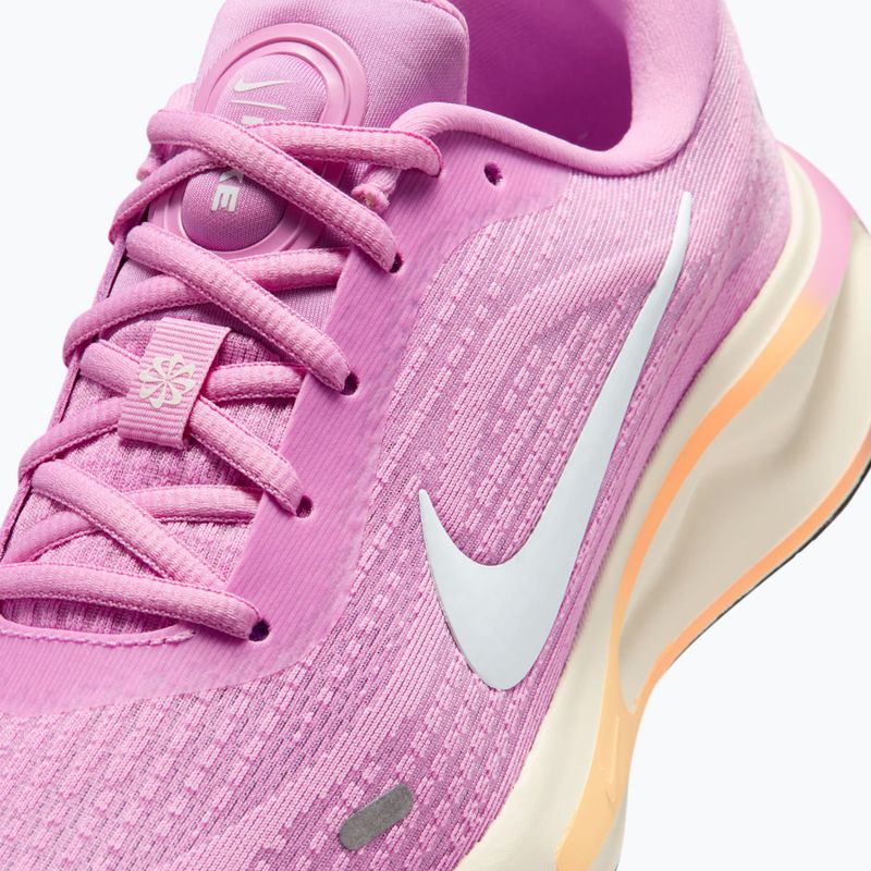Buty do biegania damskie Nike Journey Run light magenta/black/chalk/white 10