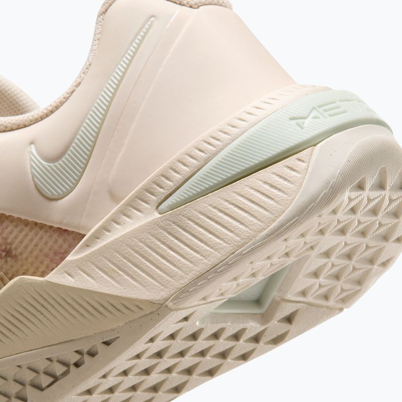 Buty treningowe damskie Nike Metcon 10 SE chalk/light orewood brown/light silver 8