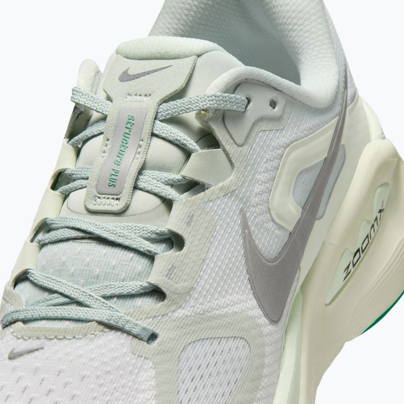 Buty do biegania damskie Nike Structure Plus light silver/metallic silver 10
