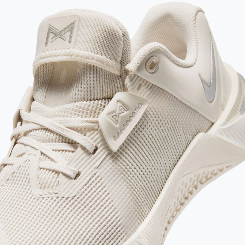 Buty treningowe damskie Nike Metcon 10 light orewood brown/phantom/metallic silver 13