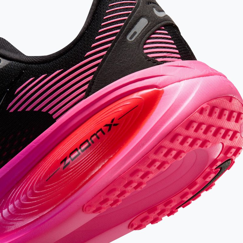 Buty do biegania damskie Nike Vomero 18 black/hyper pink/laser crimson/black 15