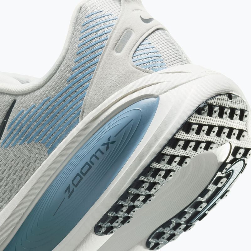 Buty do biegania męskie Nike Vomero 18 grey fog/off white/dark obsidian 15