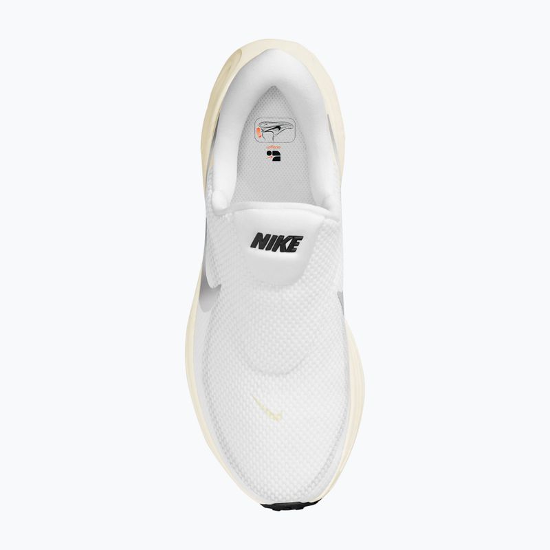 Buty do biegania damskie Nike Revolution 8 EasyOn white/sail/black/metallic silver 11