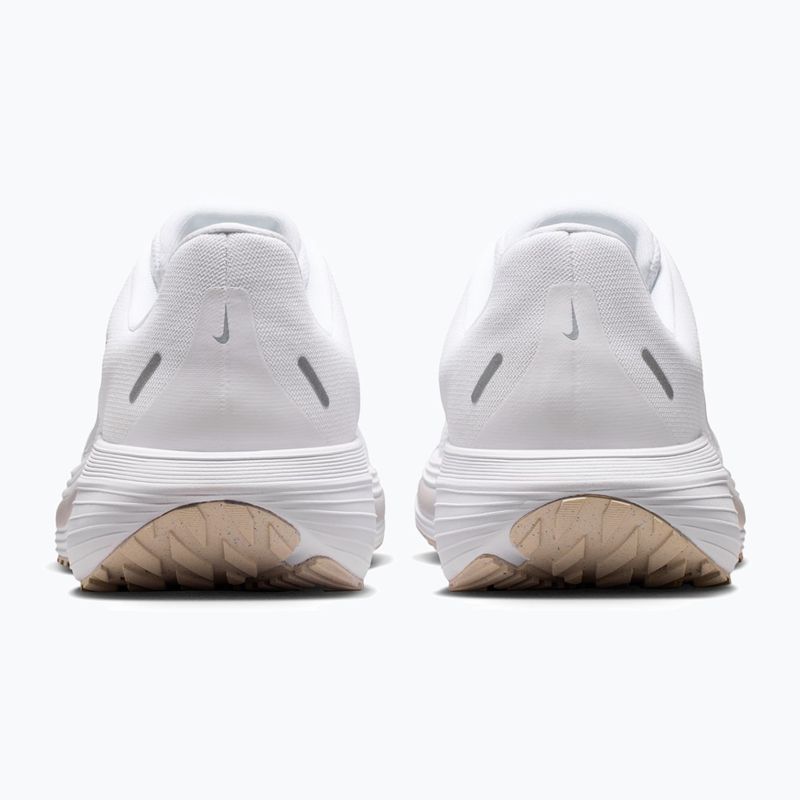 Buty do biegania męskie Nike Quest 7 white/vast grey/vast grey/wolf grey 13
