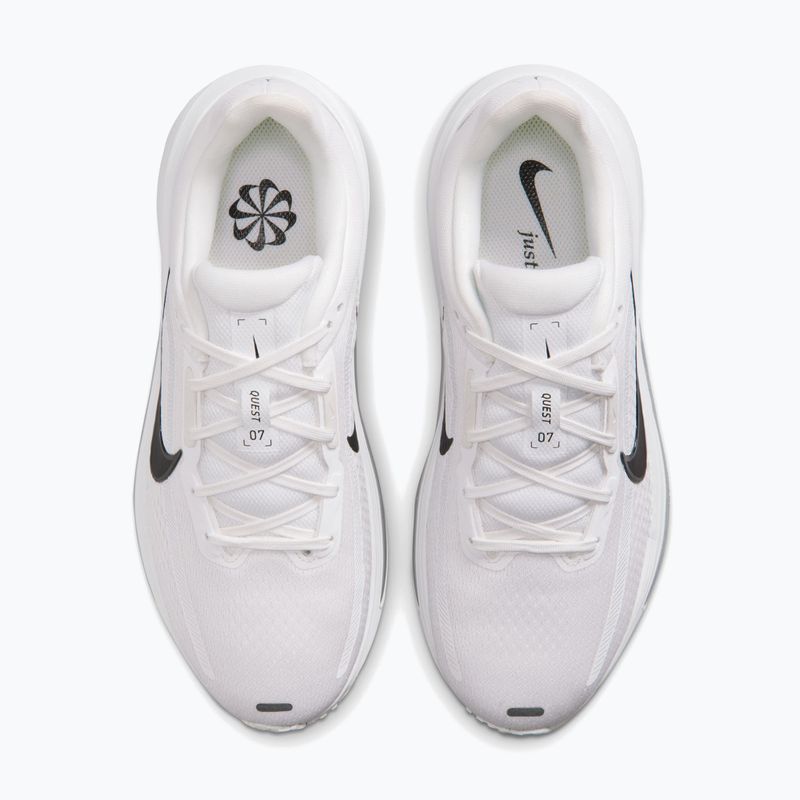 Buty do biegania damskie Nike Quest 7 summit white/white/metallic silver/black 12