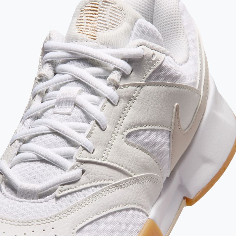 Buty do tenisa damskie Nike Court Lite 4 White/Summit White/Linen/Light Orewood Brown 14