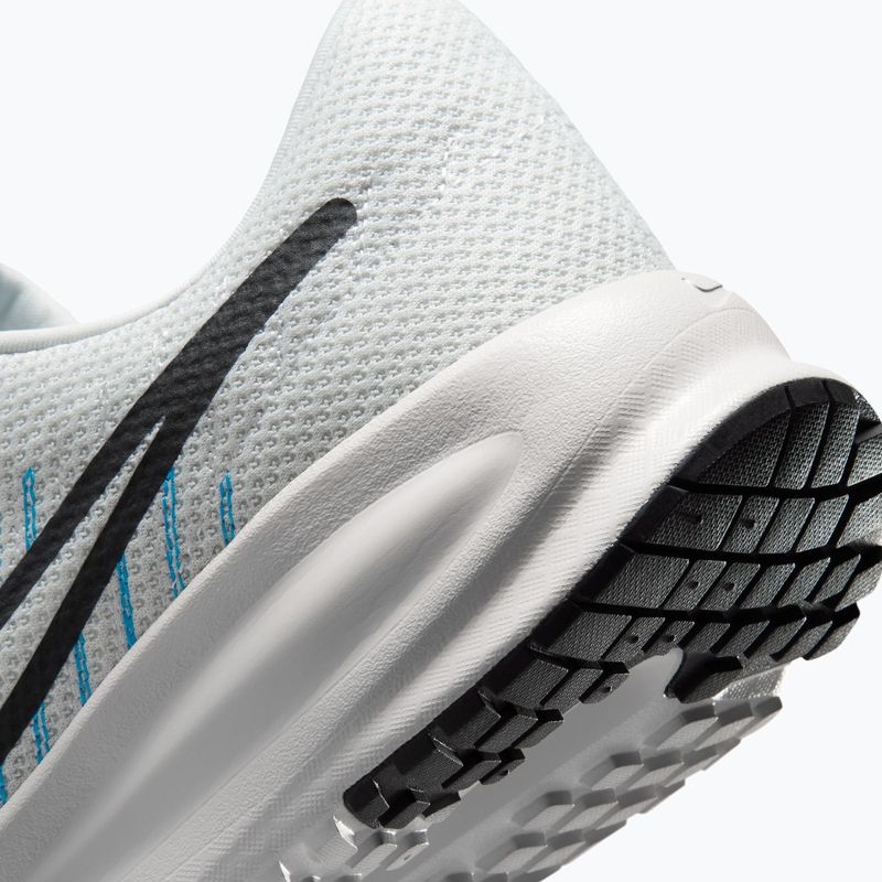Buty do biegania męskie Nike Run Defy off white/vast grey/black/anthracite 12