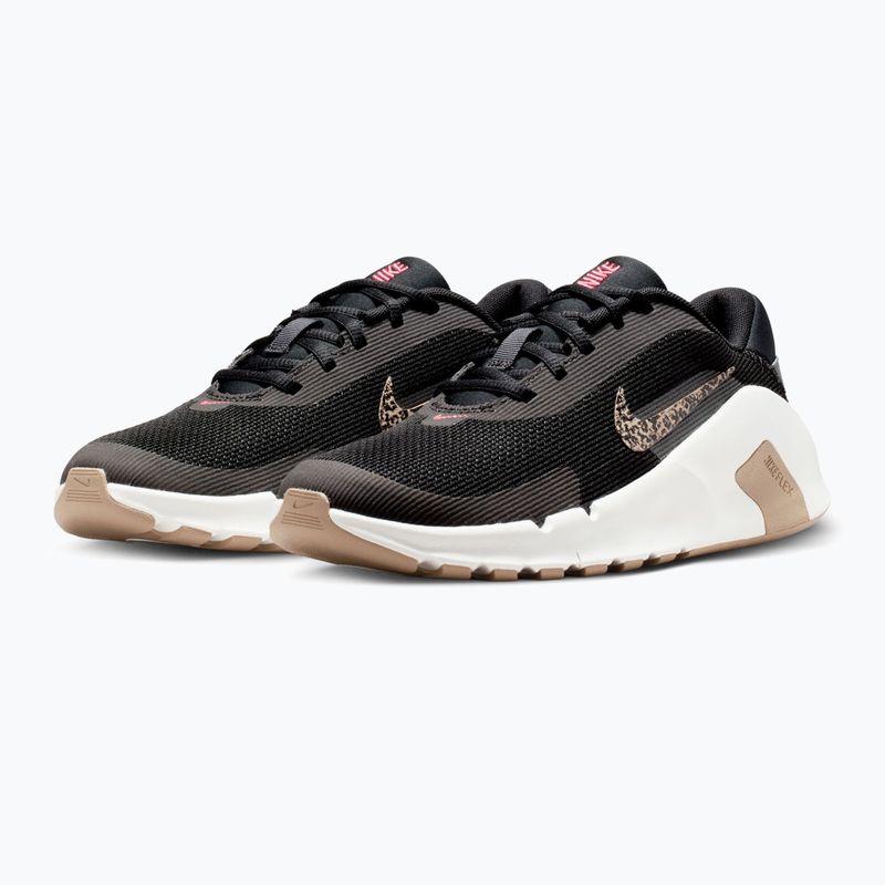 Buty treningowe damskie Nike Flex Train Print black/iron grey/sail/multi color 13