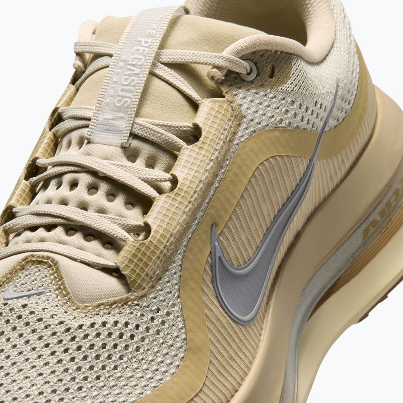 Buty do biegania męskie Nike Pegasus Premium desert khaki/light khaki/metallic silver 12