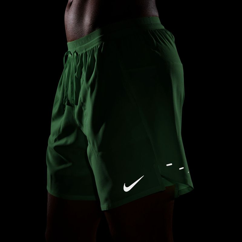 Spodenki do biegania męskie Nike Stride Dri-Fit 2in1 7" green spark 7