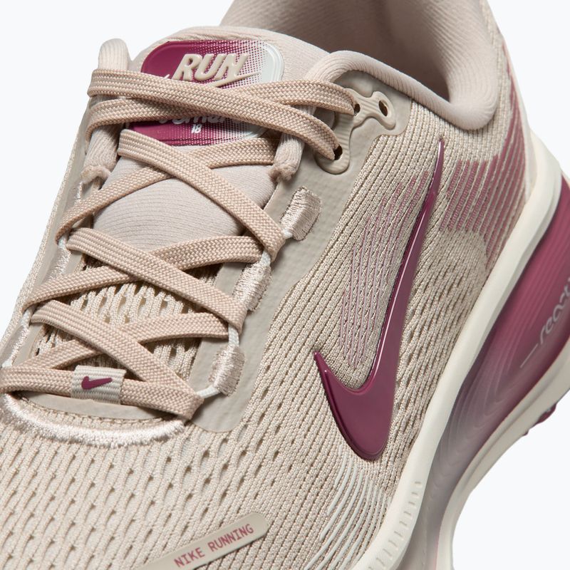 Buty do biegania Nike Vomero 18 cream ii/sail/pink smoke 12