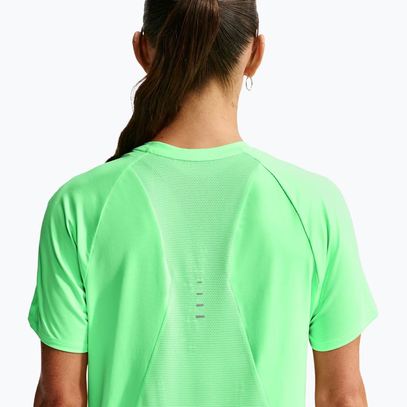 Koszulka do biegania damska Nike Swift Dri-Fit illusion green 5
