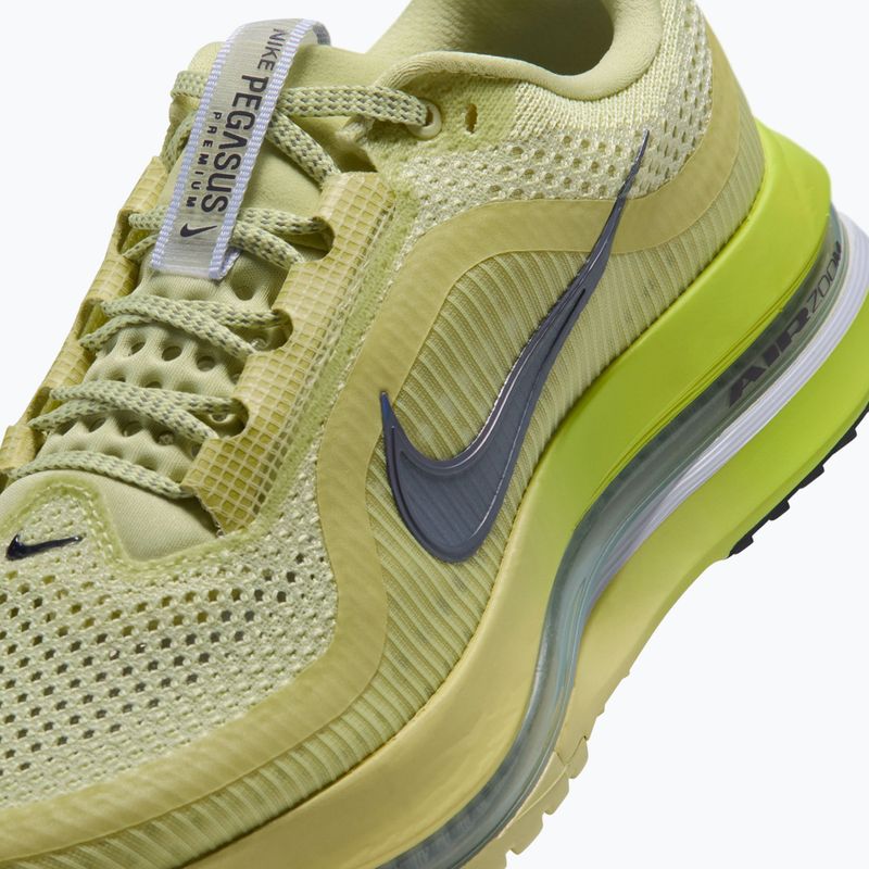 Buty do biegania damskie Nike Pegasus Premium fennel/lemon venom/palest purple 6