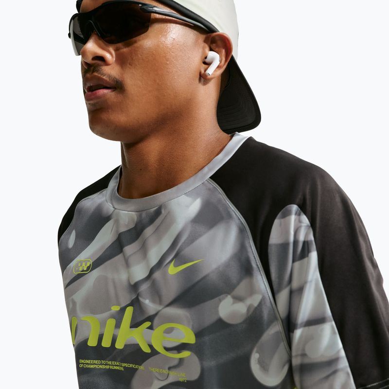 Koszulka do biegania męska Nike Dri-FIT Printed SS smoke grey/black/light lemon twist 6