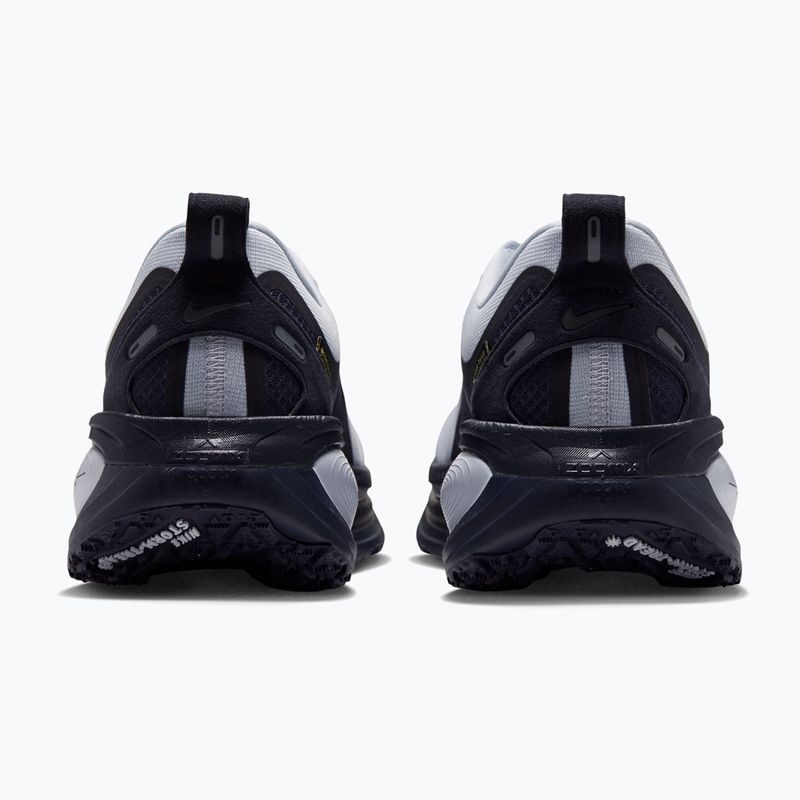 Buty do biegania męskie Nike Vomero 18 GORE-TEX football grey/gridiron/metallic dark grey 2