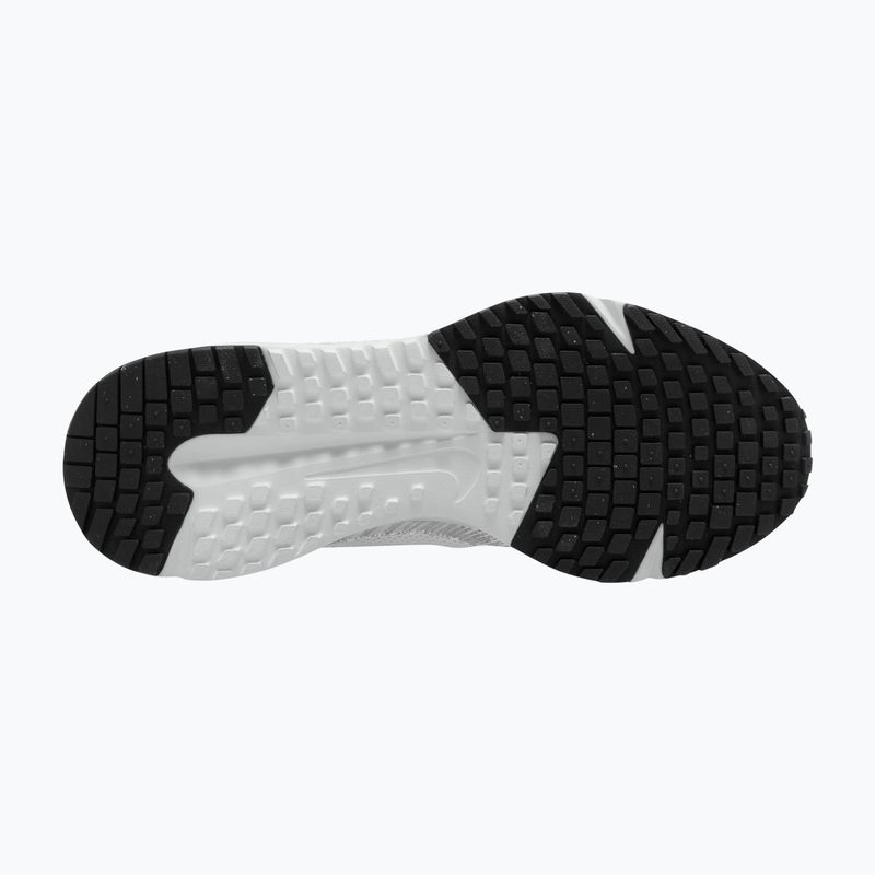 Buty do biegania damskie Nike Run Defy wolf grey/off white/metallic silver 3
