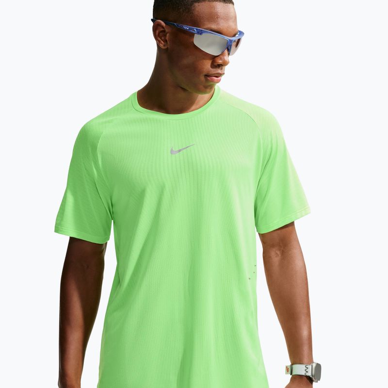 Koszulka do biegania męska Nike Stride volt/light silver 4