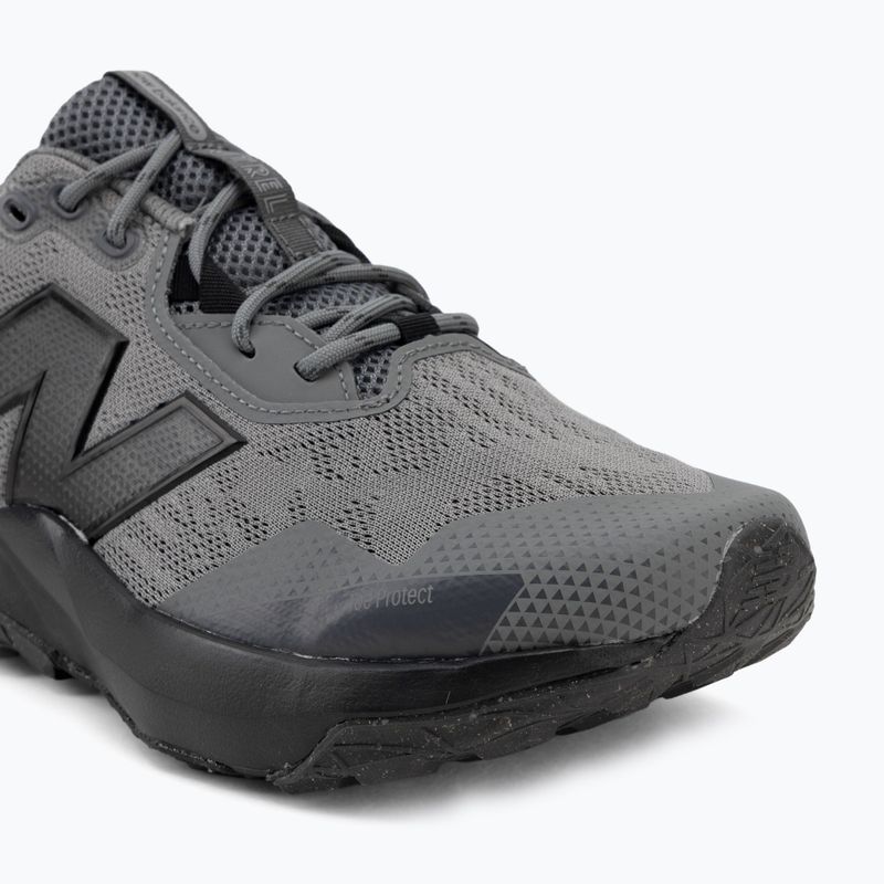 Buty do biegania męskie New Balance Dynasoft Nitrel V6 black/dark night/neo flame 7