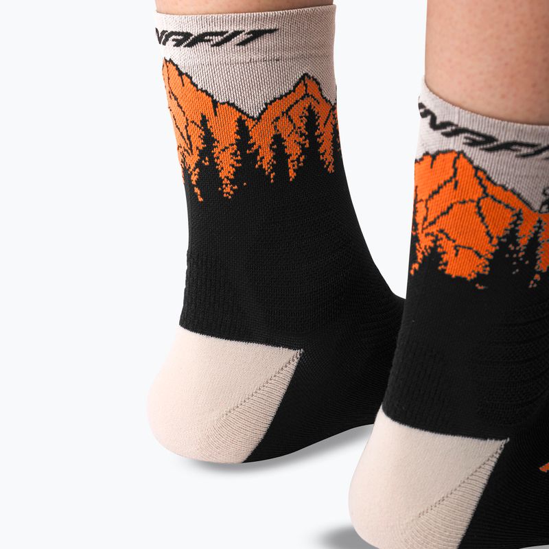 Skarpety DYNAFIT Traverse Mid black out ultra orange/4220 9