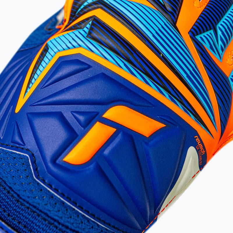 Rękawice bramkarskie Reusch Attrakt Solid sharp blue/shocking orange 5