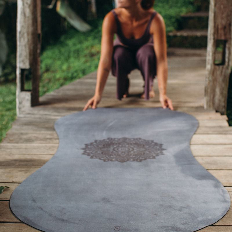 Mata do jogi Yoga Design Lab Curve 3,5 mm mandala black 7
