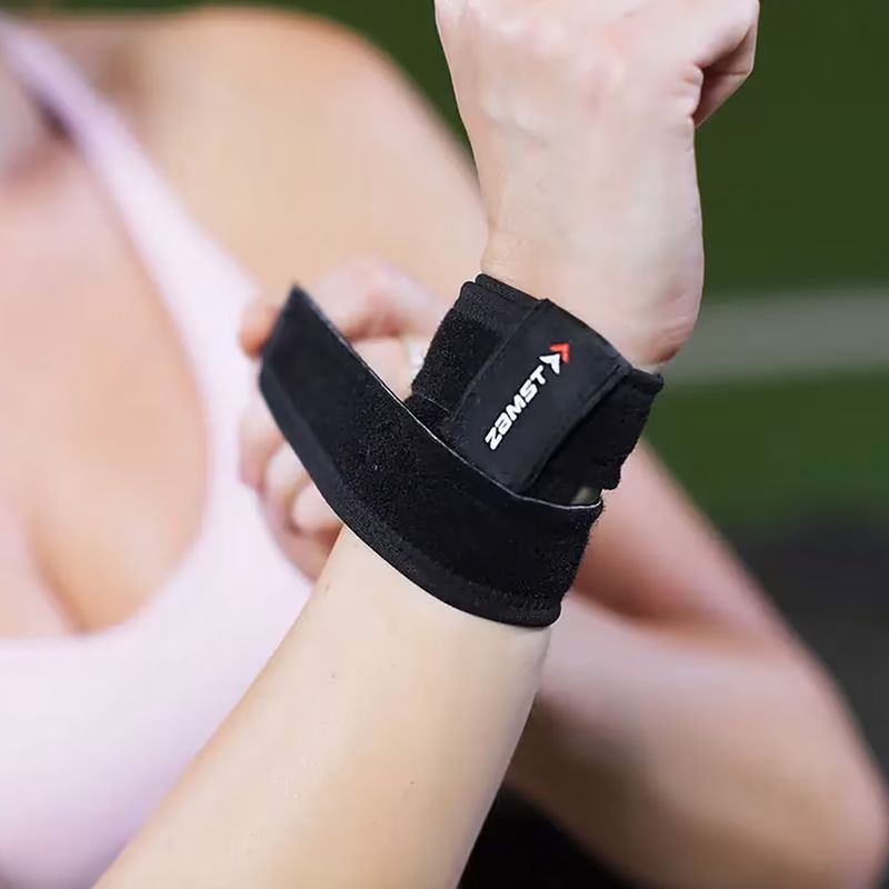 Stabilizator nadgarstka Zamst Wrist Band czarny 4