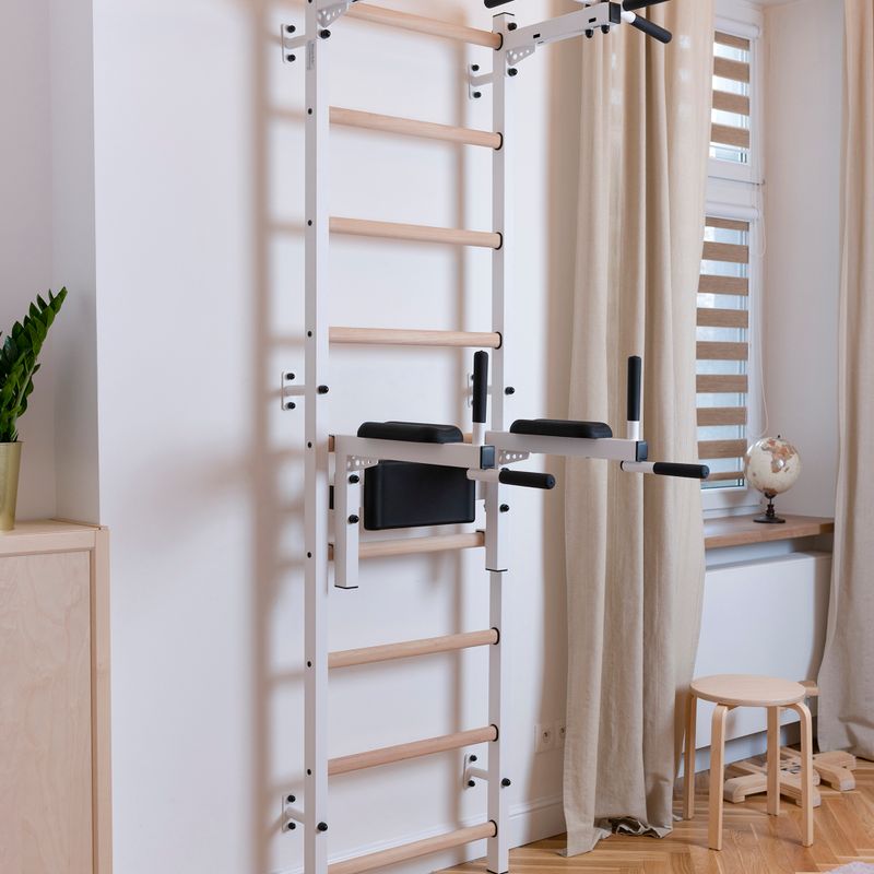 Drabinka gimnastyczna BenchK biała BK-722W 13