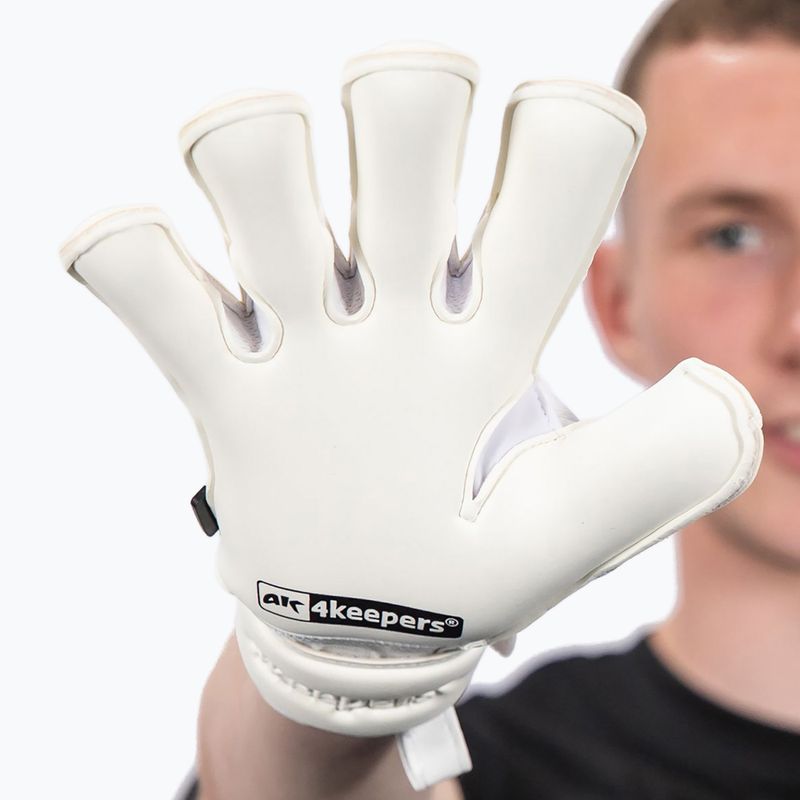 Rękawice bramkarskie 4keepers Champ Black VII RF2G white 7