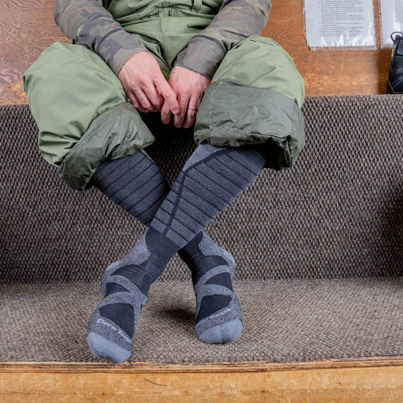 Skarpety męskie Darn Tough Function X OTC Midweight with Cushion w/ Padded Shin black 5