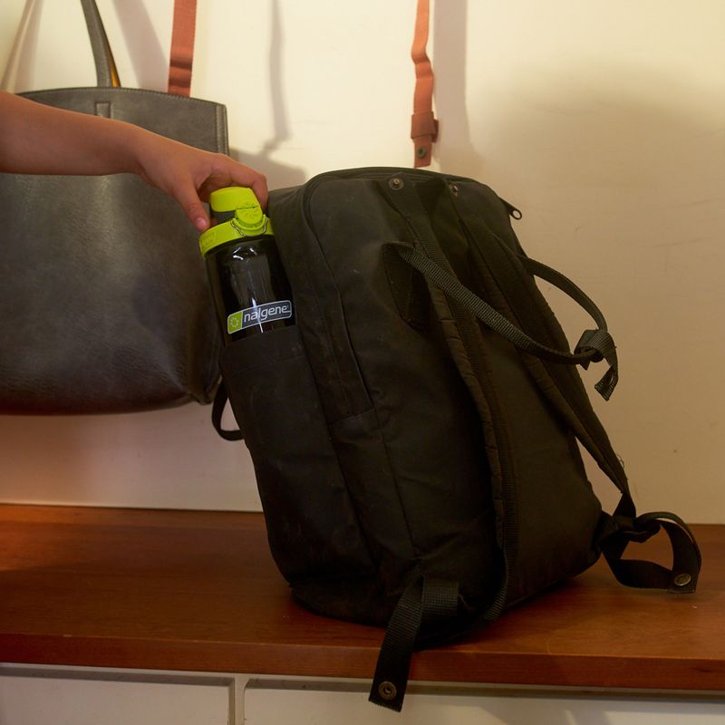 Butelka turystyczna Nalgene On The Fly 700 ml charcoal/lime cap 7