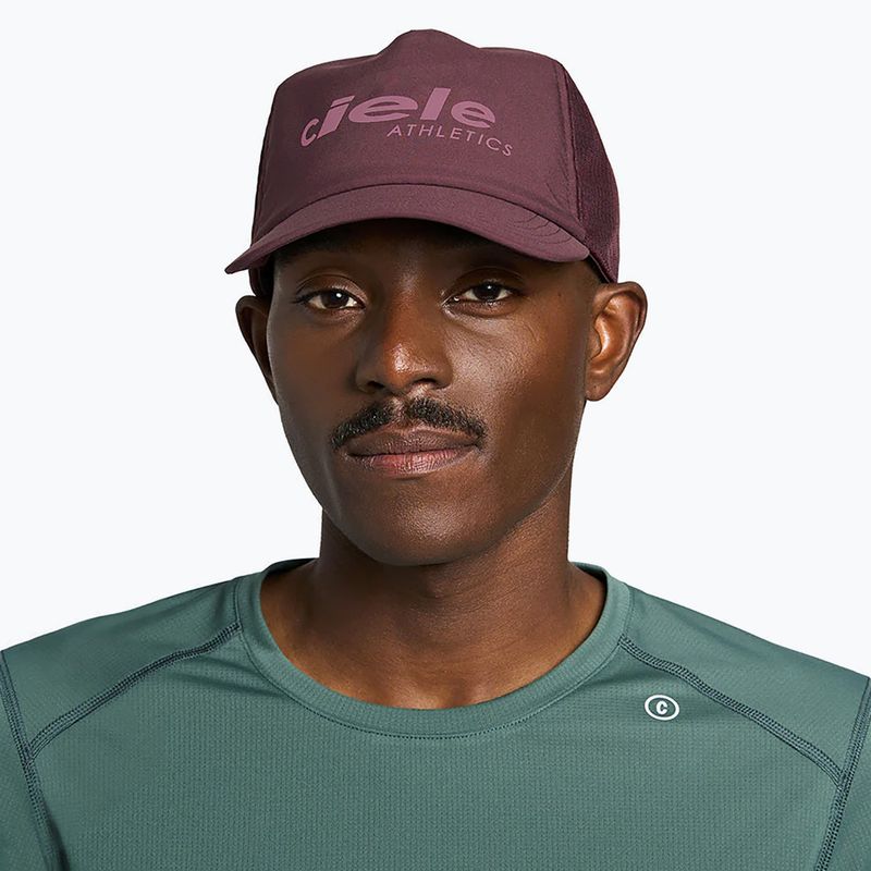 Czapka z daszkiem Ciele Athletics TRLCap SC Comp Onehundred dark wine red 8