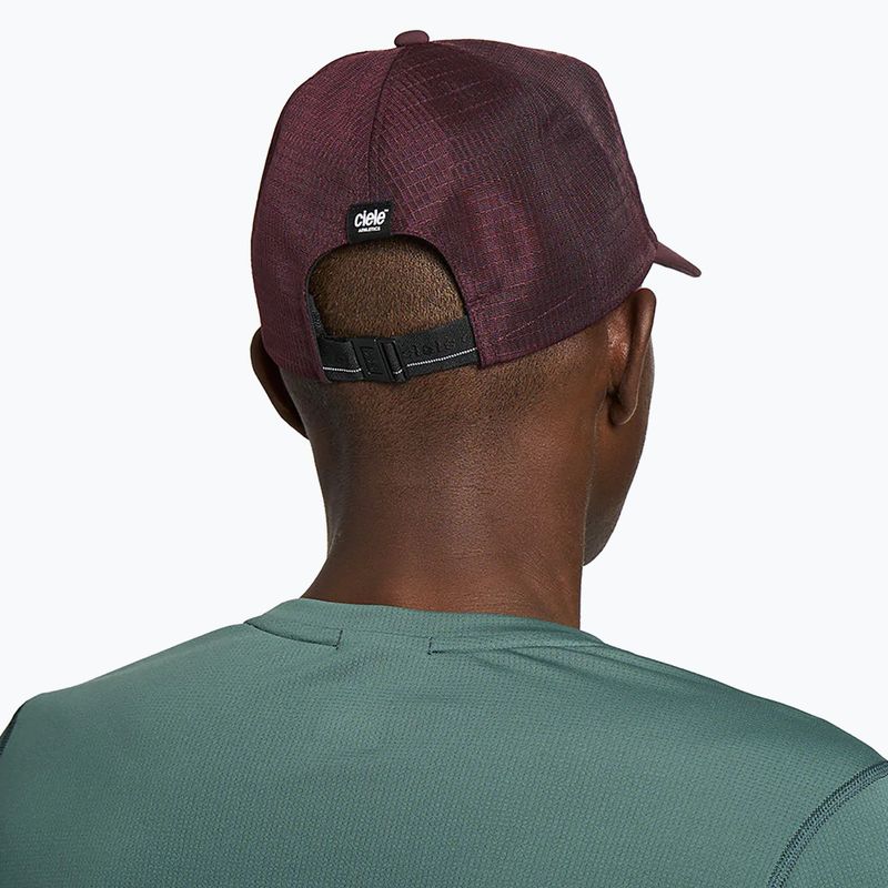 Czapka z daszkiem Ciele Athletics TRLCap SC Comp Onehundred dark wine red 9