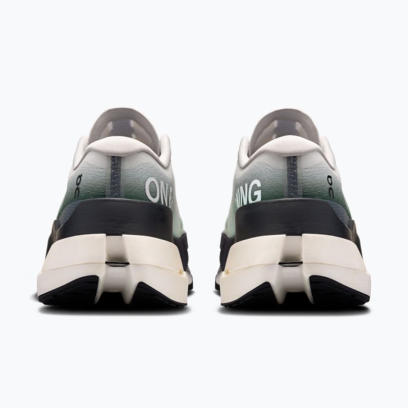 Buty do biegania męskie On Cloudboom Max white/black 11
