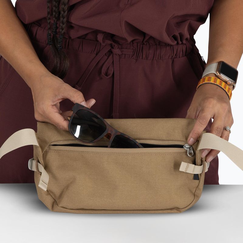 Saszetka nerka Osprey Arcane Hip 2 l latte brown 11