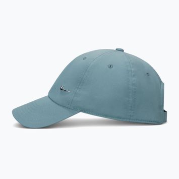 Czapka z daszkiem Nike Dri-Fit Club Unstructured Metal Swoosh Mineral slate/metallic silver