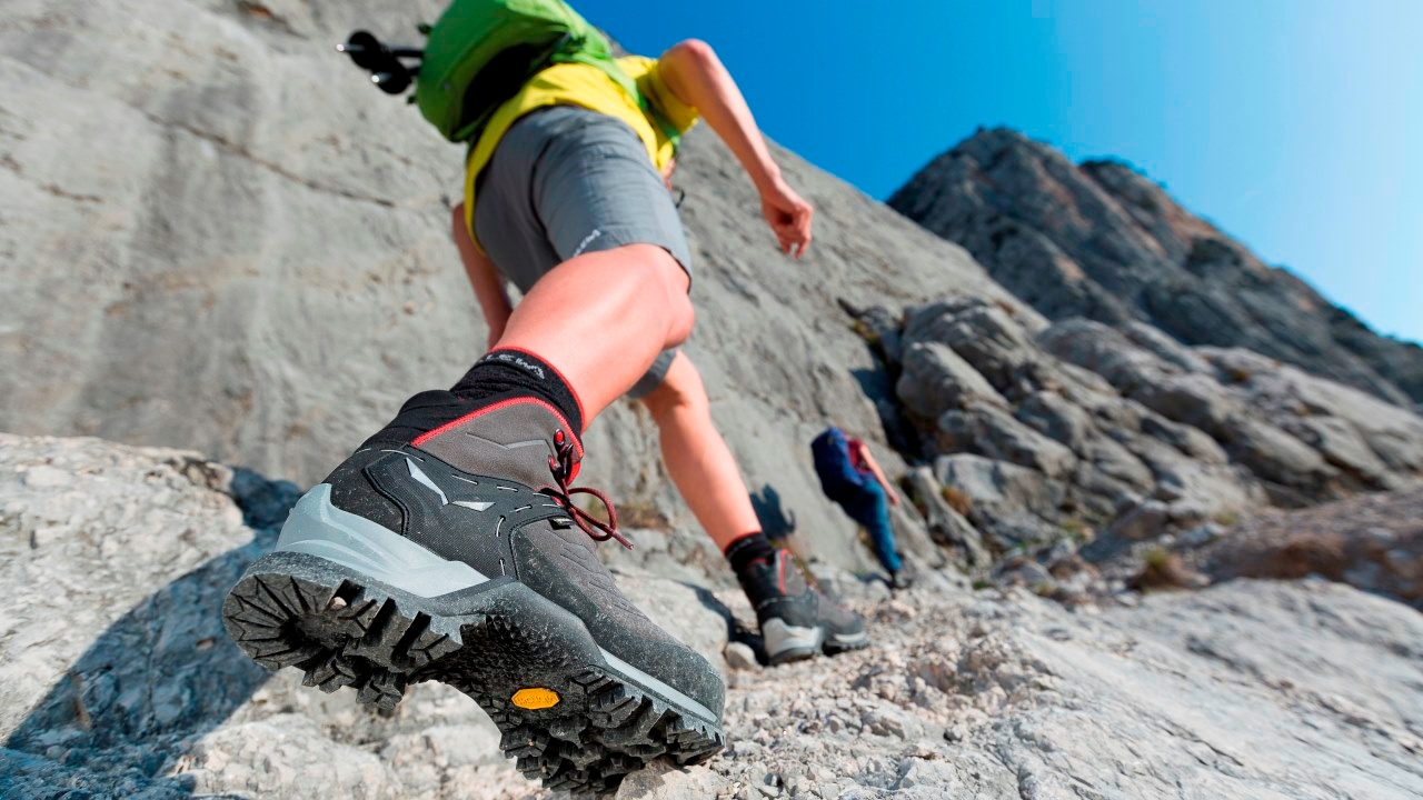 Buty trekkingowe męskie Salewa MTN Trainer Mid GTX asphalt/fluo orange